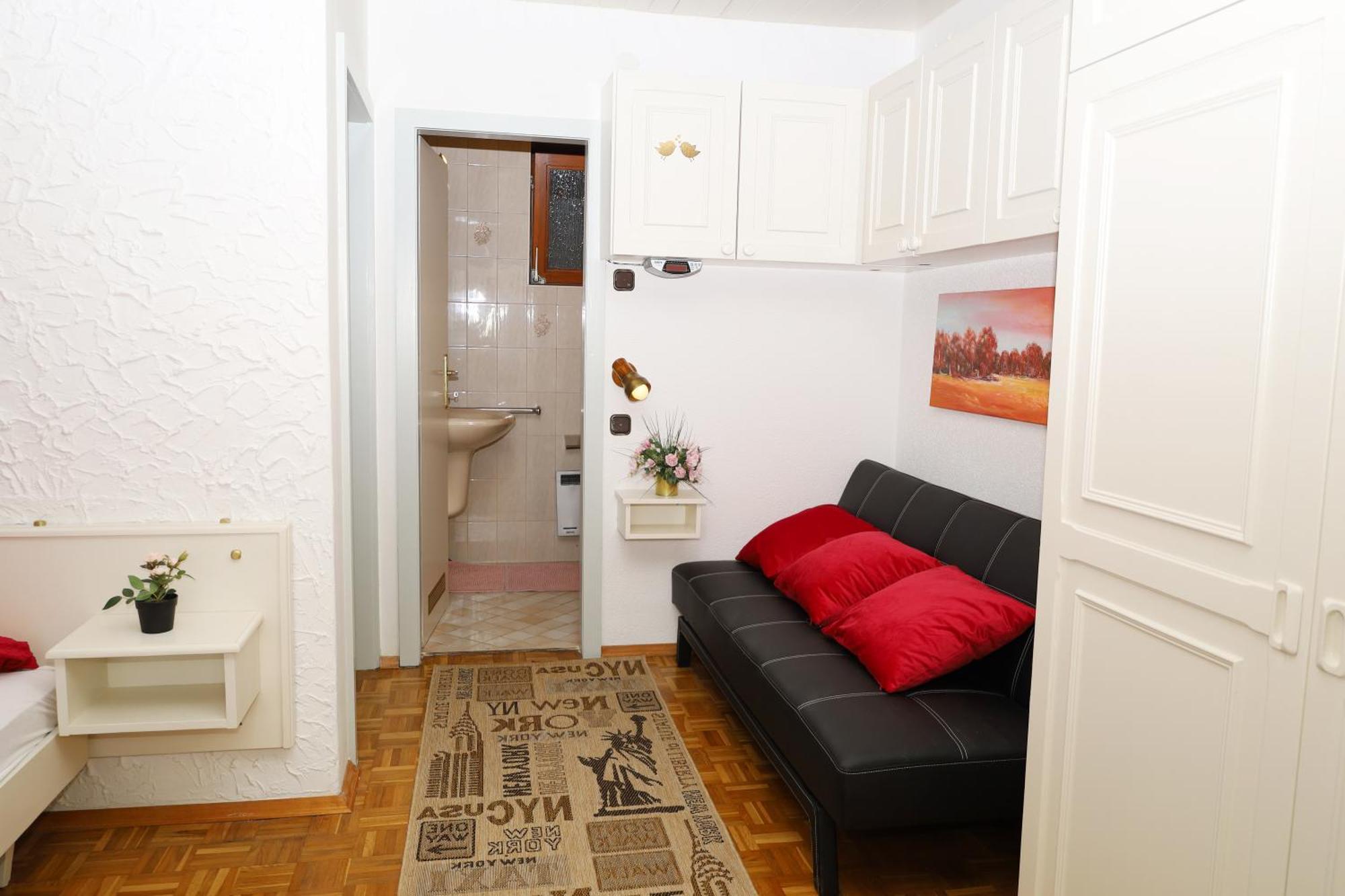 Ferienwohnung Schellander Privatstrand Фельден-ам-Вёртер-Зе Экстерьер фото