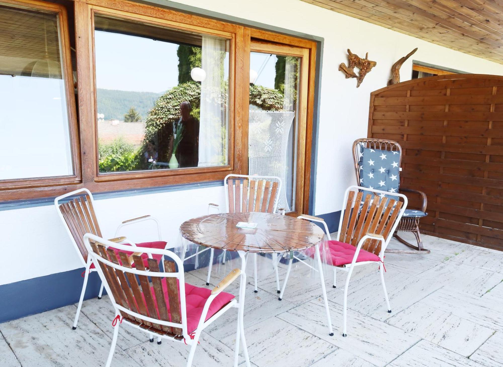 Ferienwohnung Schellander Privatstrand Фельден-ам-Вёртер-Зе Экстерьер фото